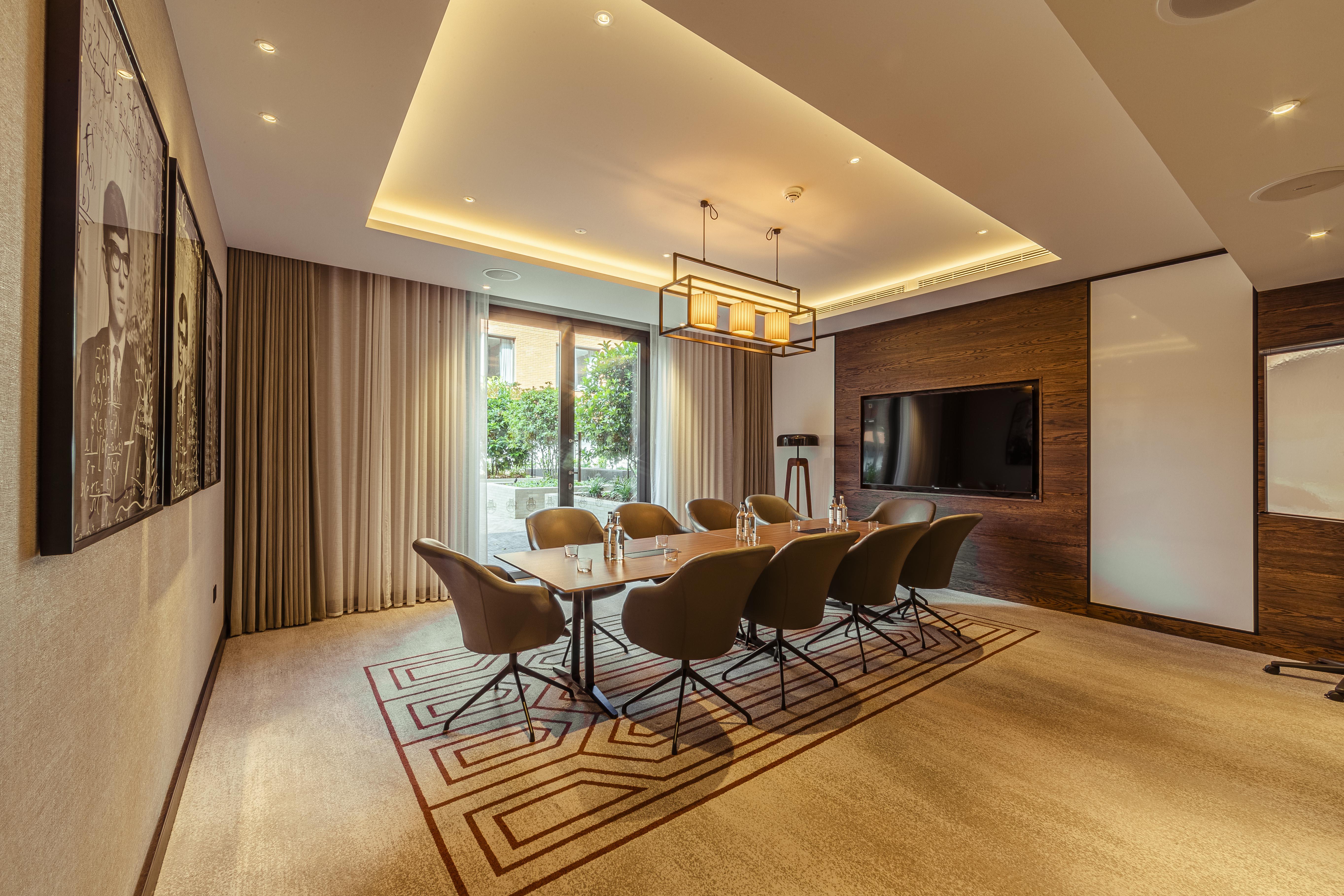 The Fellows House Cambridge, Curio Collection By Hilton Buitenkant foto