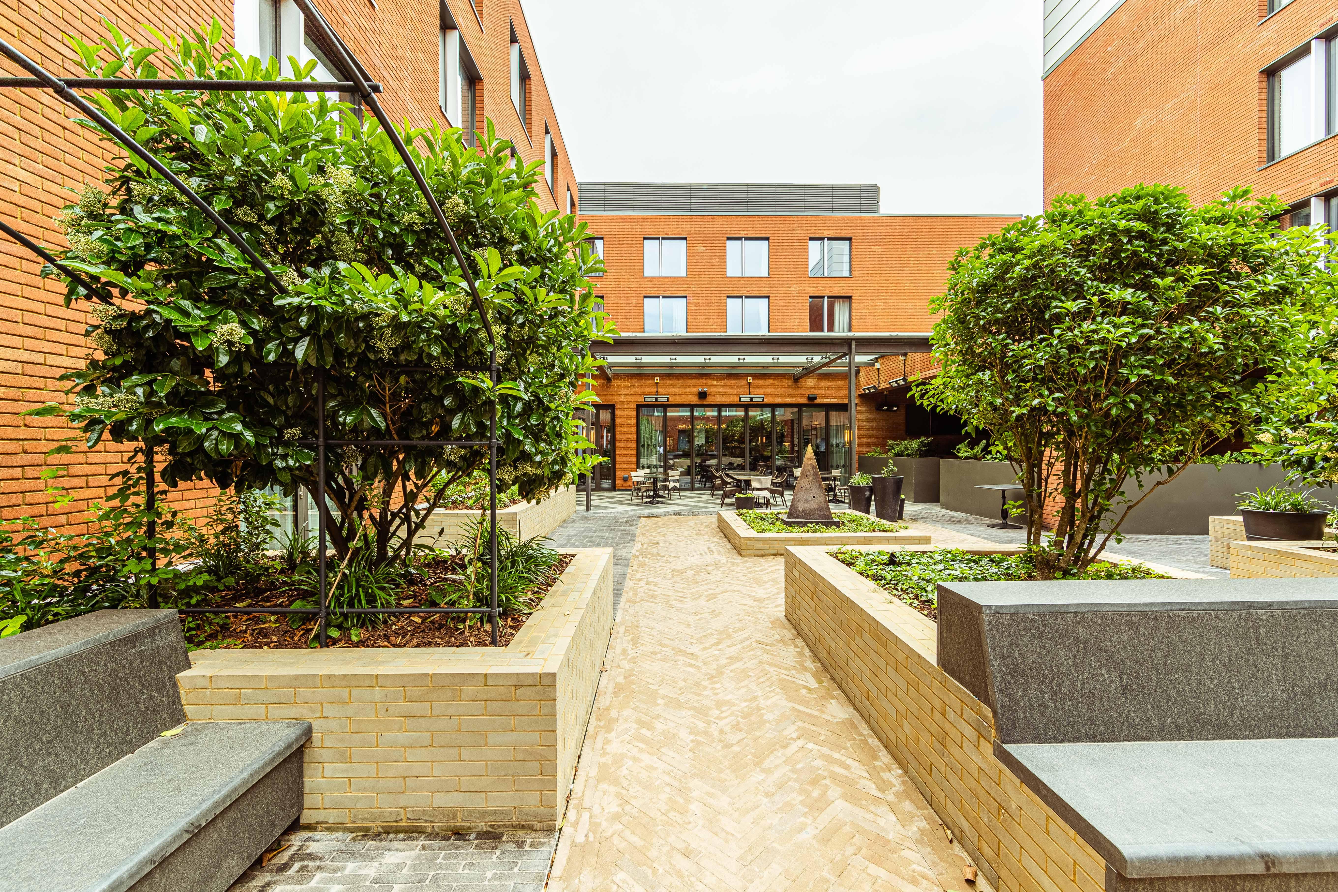 The Fellows House Cambridge, Curio Collection By Hilton Buitenkant foto