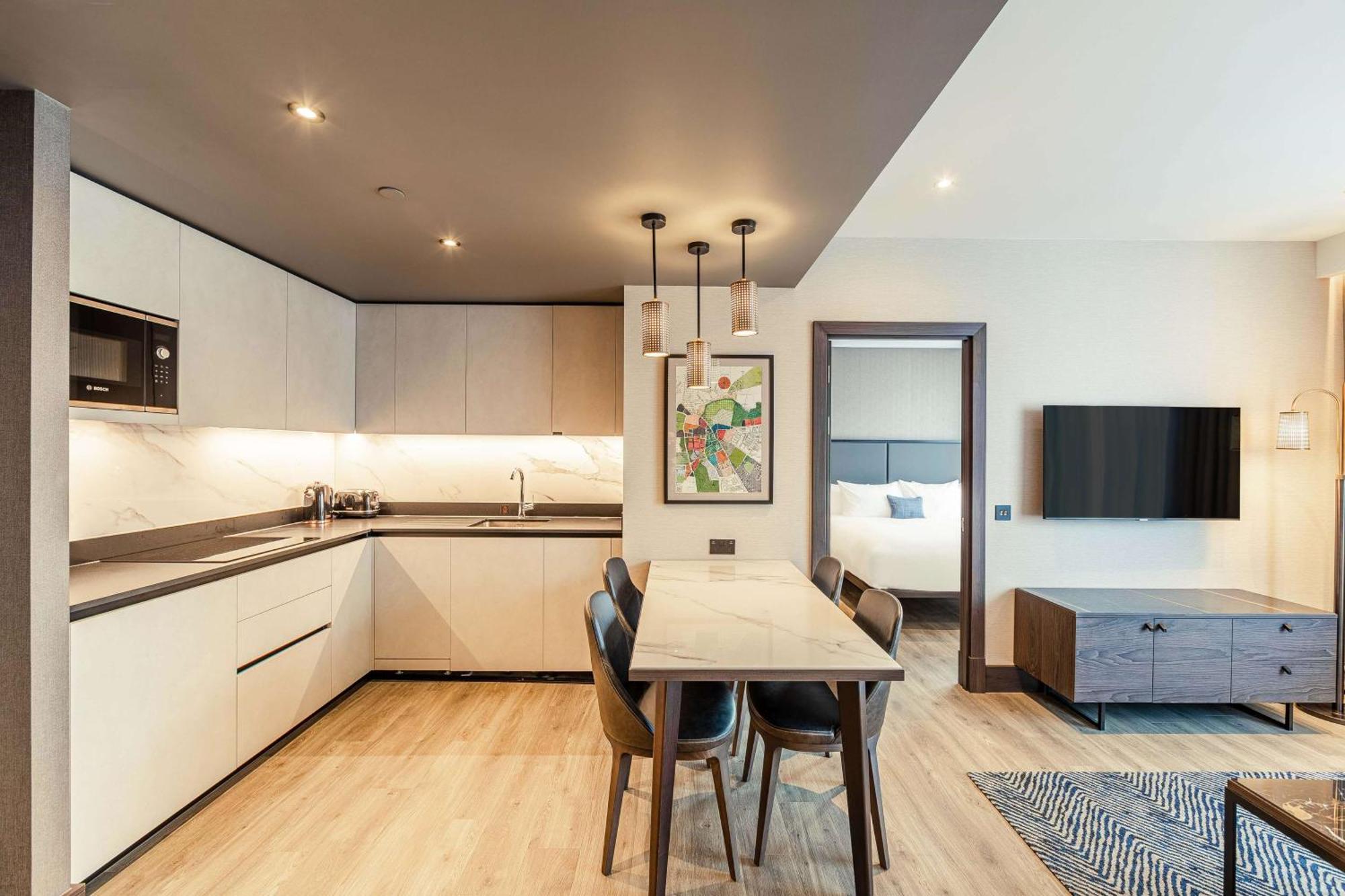 The Fellows House Cambridge, Curio Collection By Hilton Buitenkant foto