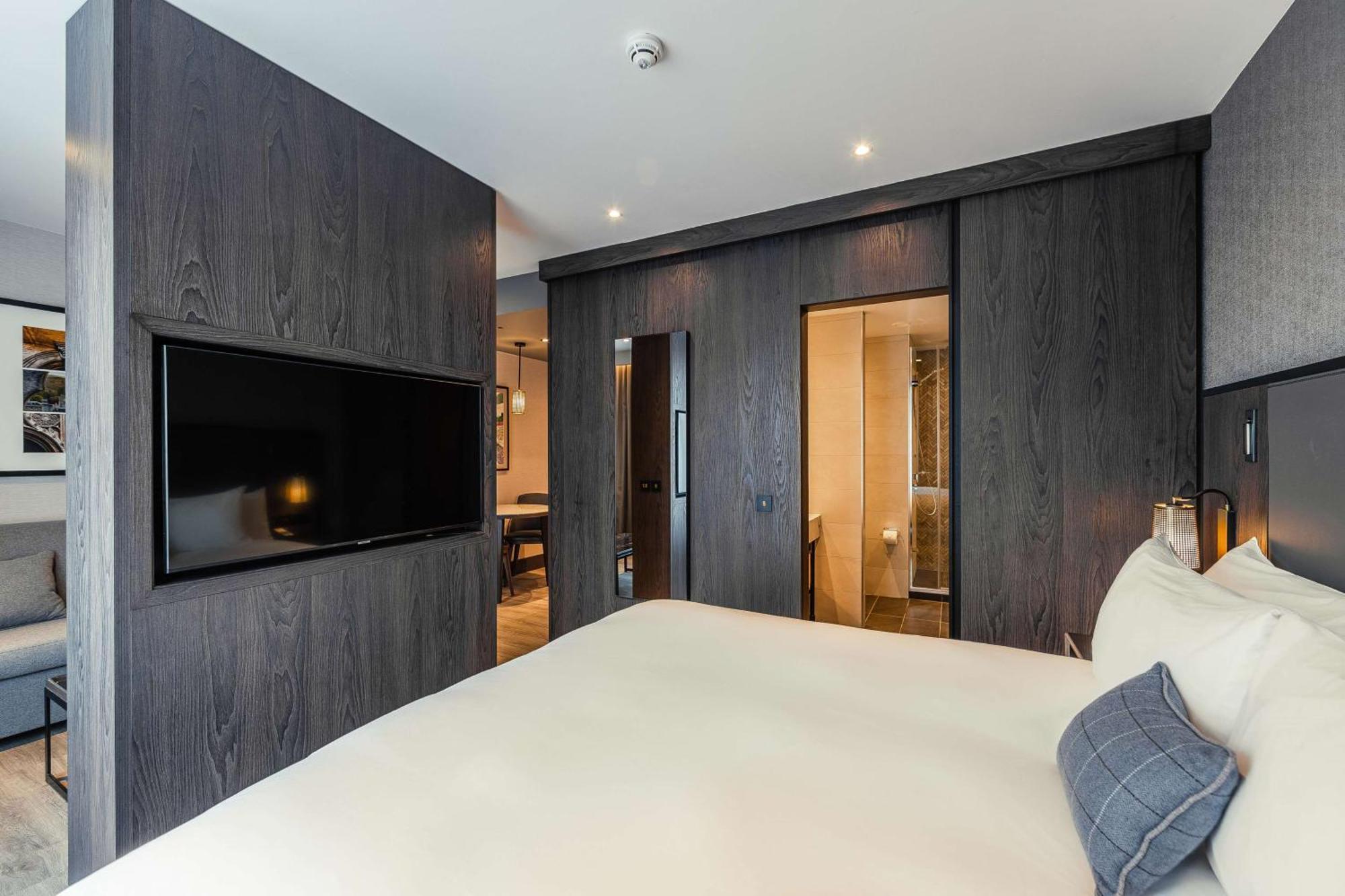 The Fellows House Cambridge, Curio Collection By Hilton Buitenkant foto