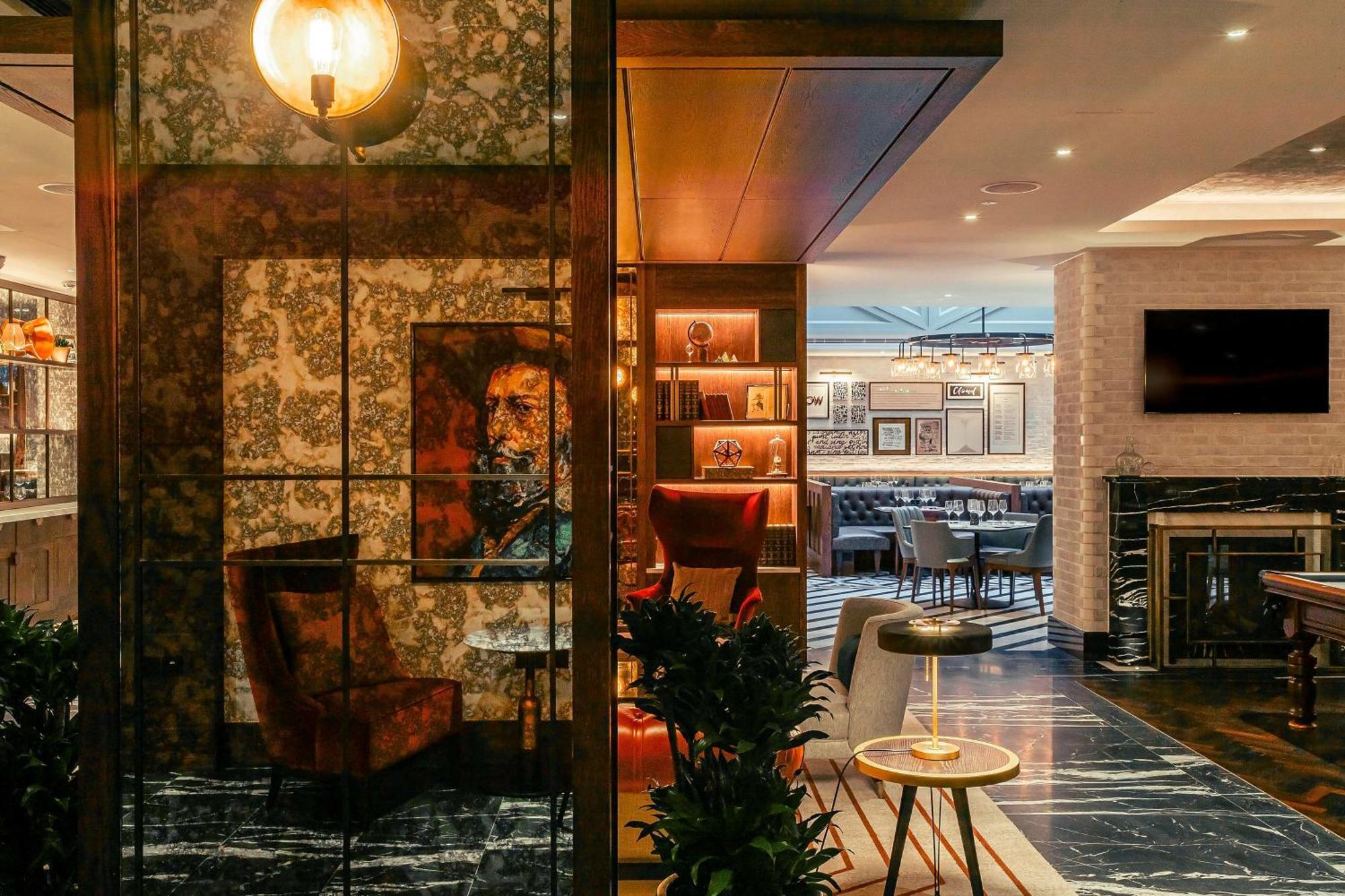 The Fellows House Cambridge, Curio Collection By Hilton Buitenkant foto